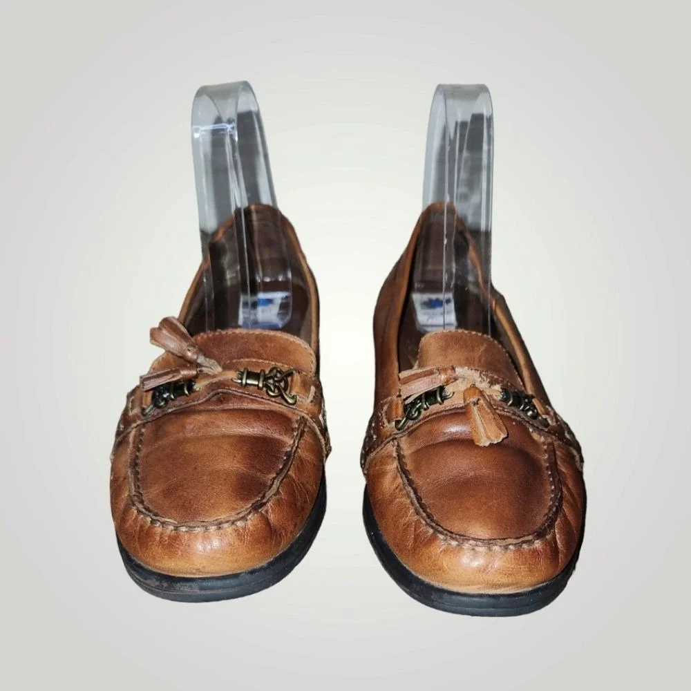 Michel M 7.5 M brown slip on tassel loafer